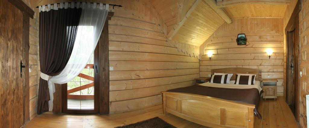 Bozhena Hotel Mikulicsin Kültér fotó