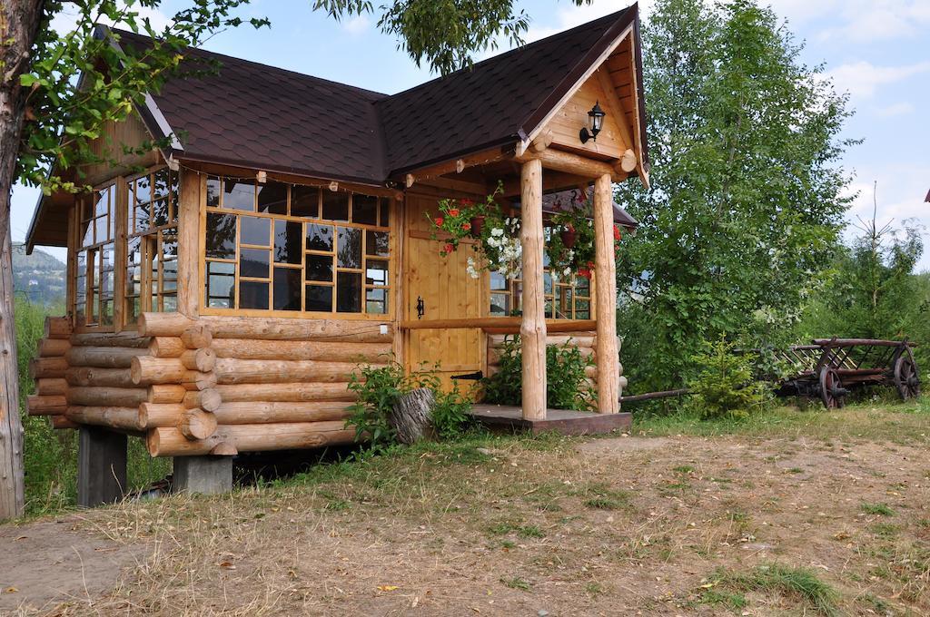 Bozhena Hotel Mikulicsin Kültér fotó