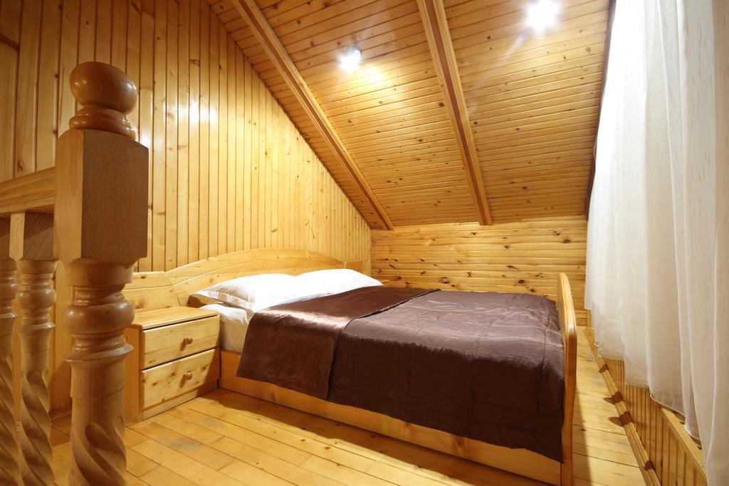 Bozhena Hotel Mikulicsin Kültér fotó